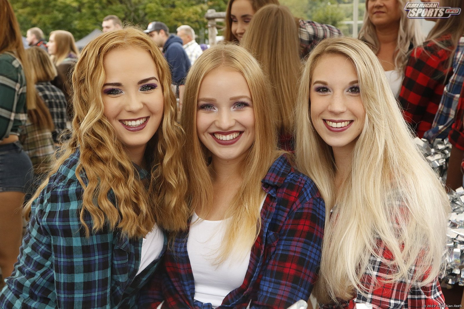 Die Frankfurt Universe Cheerleader beim Heimspiel gegen die Marburg Mercenaries am 07.09.2019