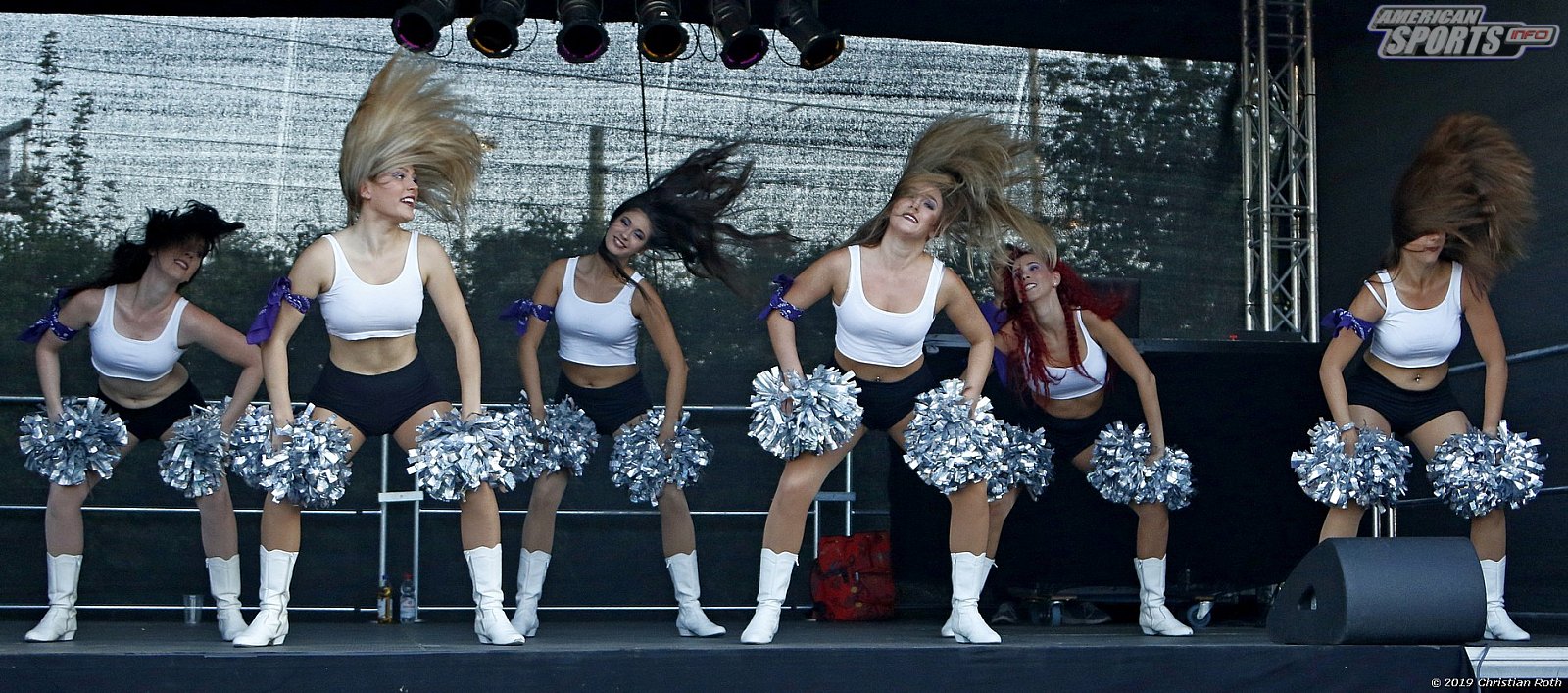 Die Frankfurt Universe Cheerleader beim Heimspiel gegen die Hildesheim Invaders am 21.09.2019