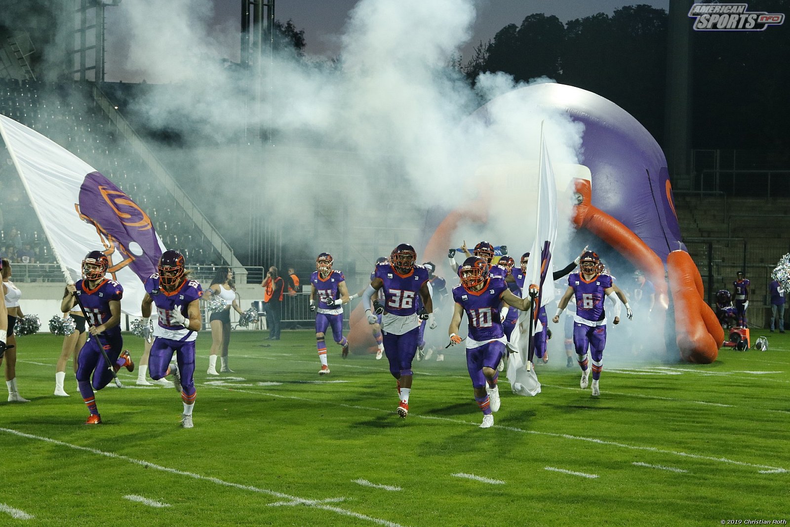 GFL Playoffs Viertelfinale: Frankfurt Universe vs Hildesheim Invaders 28:07 21.09.2019