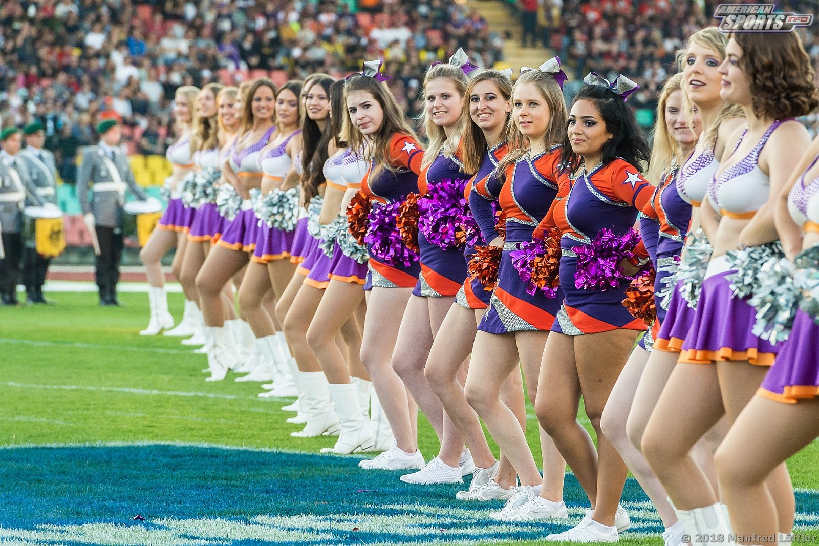 German Bowl 2018 SHU_vs_Frankfurt_Universe - GFL Football: Germanbowl XL Frankfurt vs Hall 19:21 13.10.2018 Galerie 2