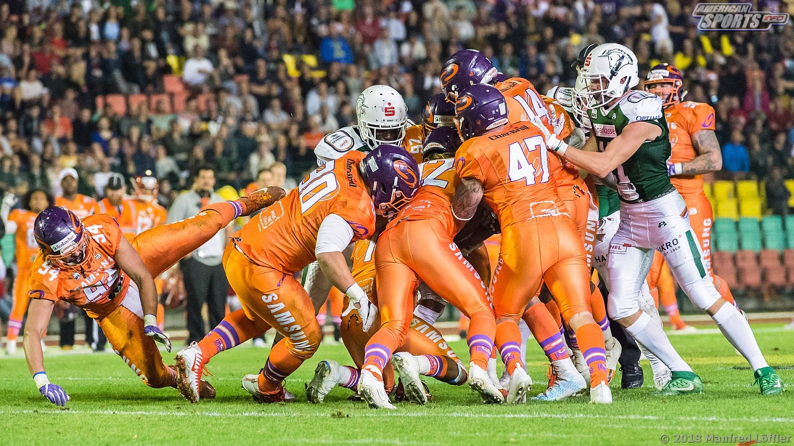German Bowl 2018 SHU_vs_Frankfurt_Universe - GFL Football: Germanbowl XL Frankfurt vs Hall 19:21 13.10.2018 Galerie 2