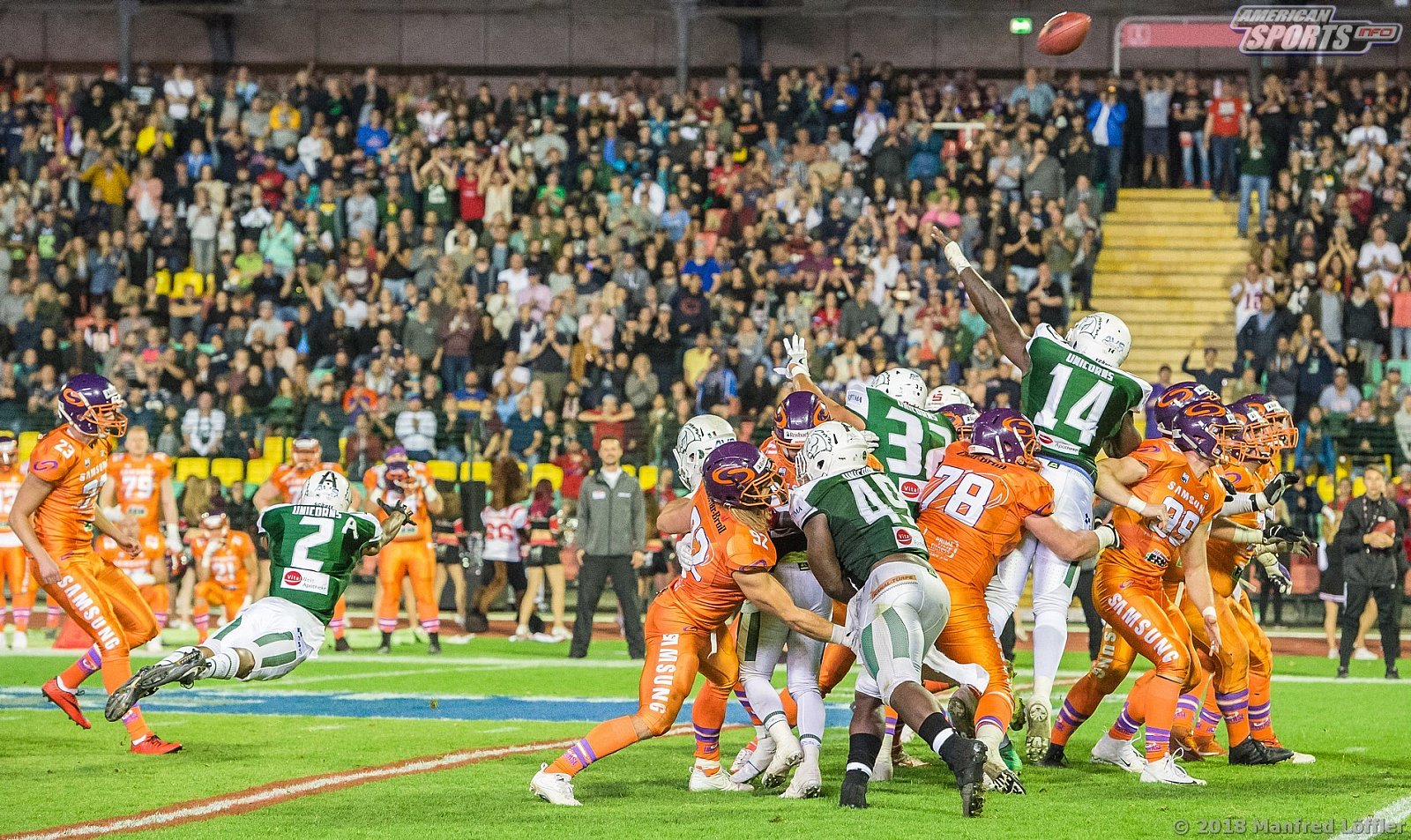 German Bowl 2018 SHU_vs_Frankfurt_Universe - GFL Football: Germanbowl XL Frankfurt vs Hall 19:21 13.10.2018 Galerie 2