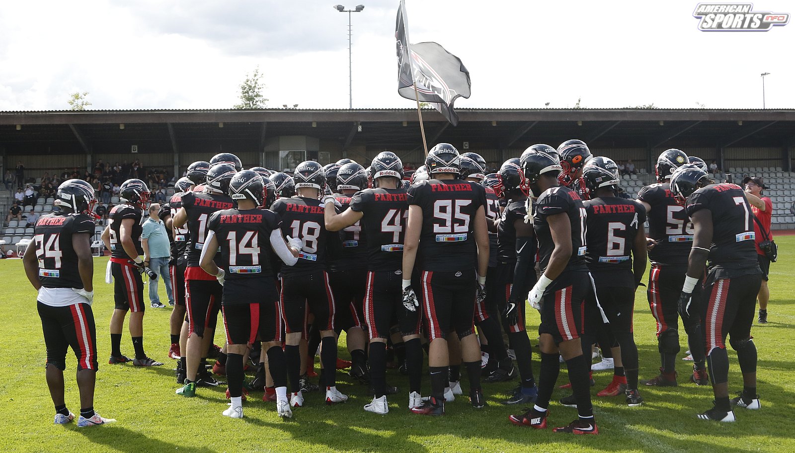 GFL2 Nord: Düsseldorf Panther vs. Langenfeld Longhorns 17:00 07.08.20121