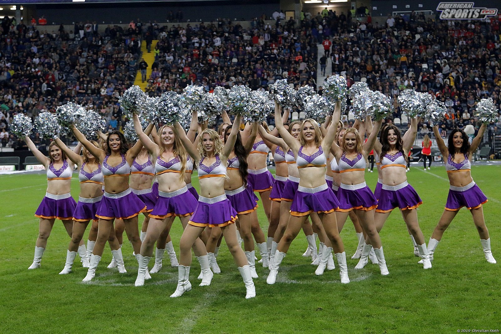 Die Frankfurt Universe Cheerleader beim Germanbowl XLI am 12.10.2019