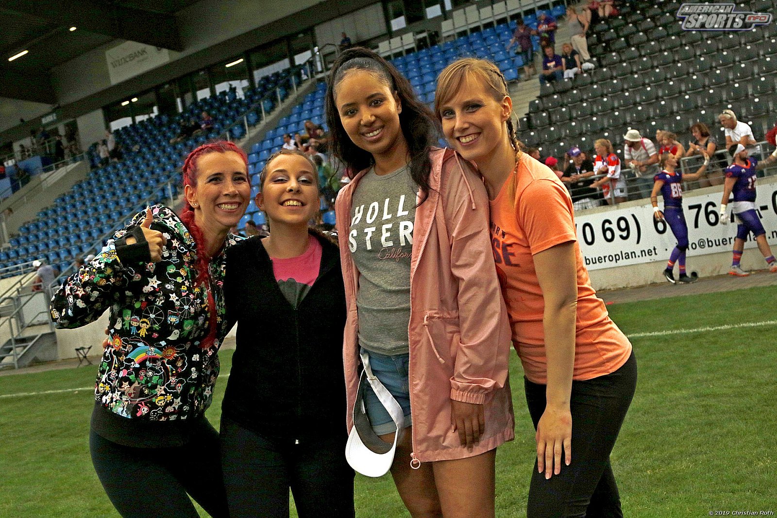 Die Frankfurt Universe Cheerleader beim Heimspiel gegen die Kirchdorf Wildcats am 28.07.2019