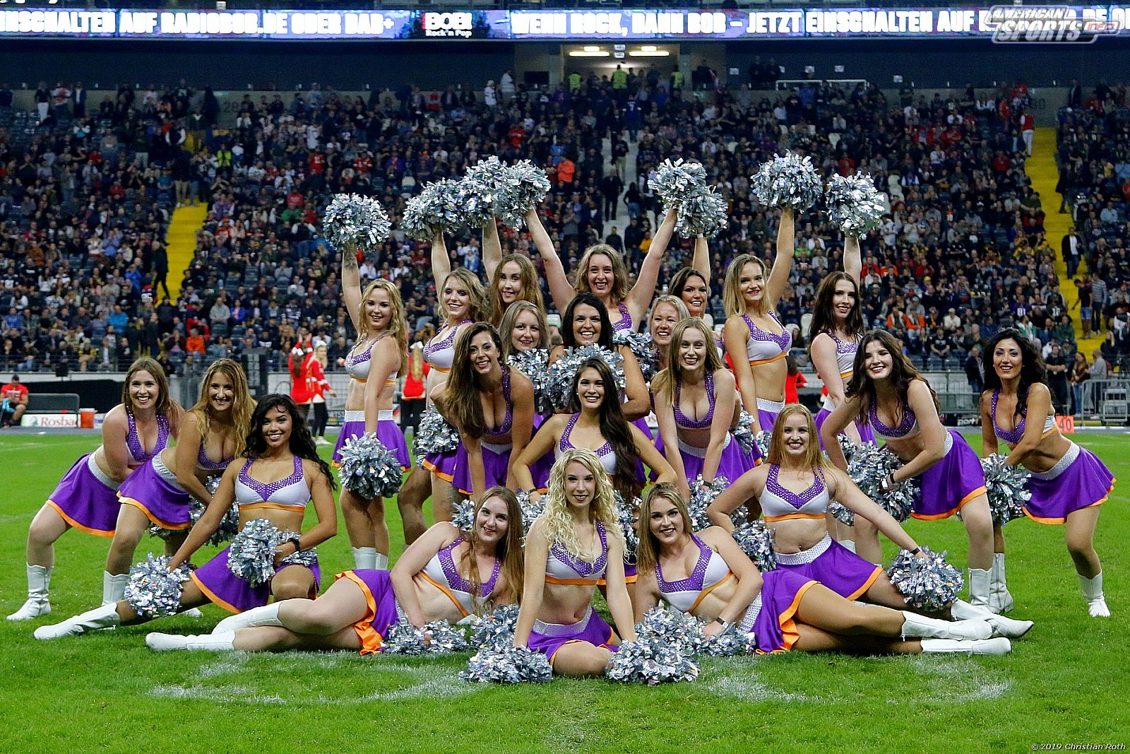 Die Frankfurt Universe Cheerleader beim Germanbowl XLI am 12.10.2019