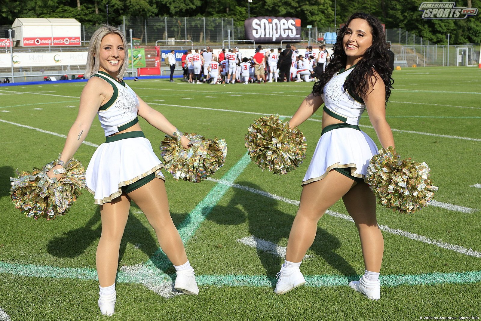 Die Cologne Cheerdance Cheerleader beim Heimspiel gegen die Düsseldorf Panther am 22.05.2022