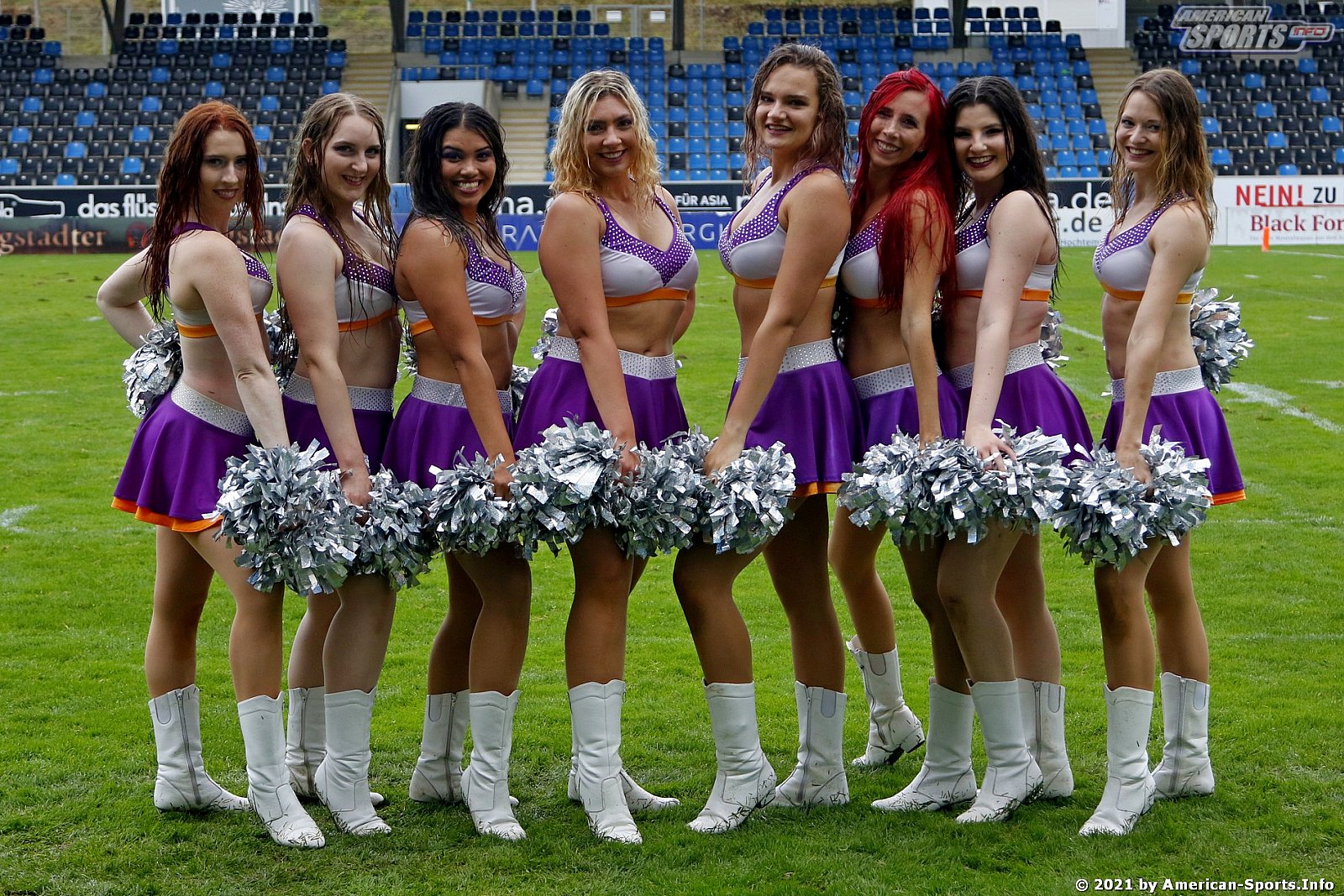 Die Frankfurt Universe Cheerleader beim Heimspiel gegen die Munich Cowboys am 29.08.2021