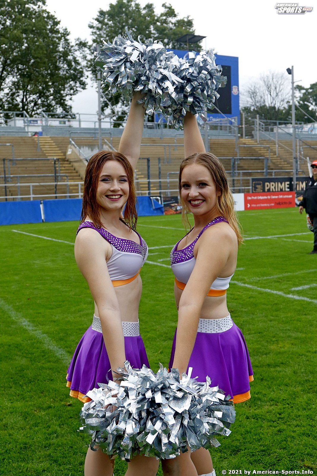 Die Frankfurt Universe Cheerleader beim Heimspiel gegen die Munich Cowboys am 29.08.2021