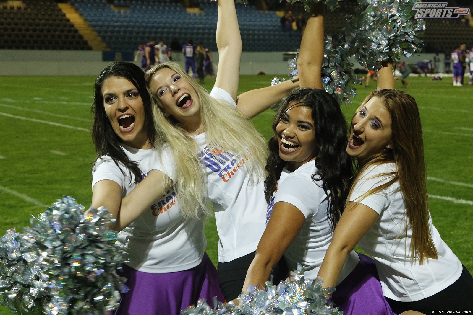 Die Frankfurt Universe Cheerleader beim Heimspiel gegen die Marburg Mercenaries am 07.09.2019