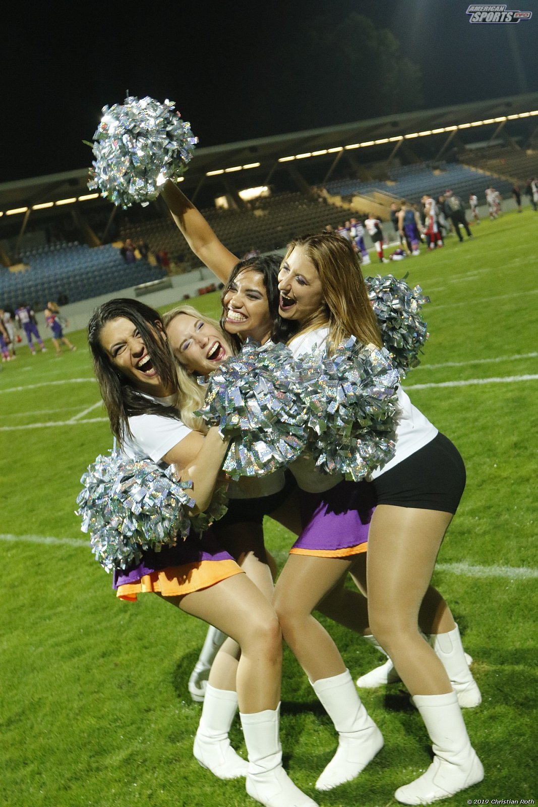 Die Frankfurt Universe Cheerleader beim Heimspiel gegen die Marburg Mercenaries am 07.09.2019
