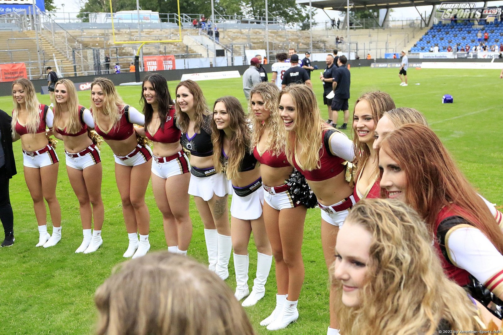 Die Cheerleader beim Spiel Frankfurt Galaxy vs Rhein Fire am 05.06.2022