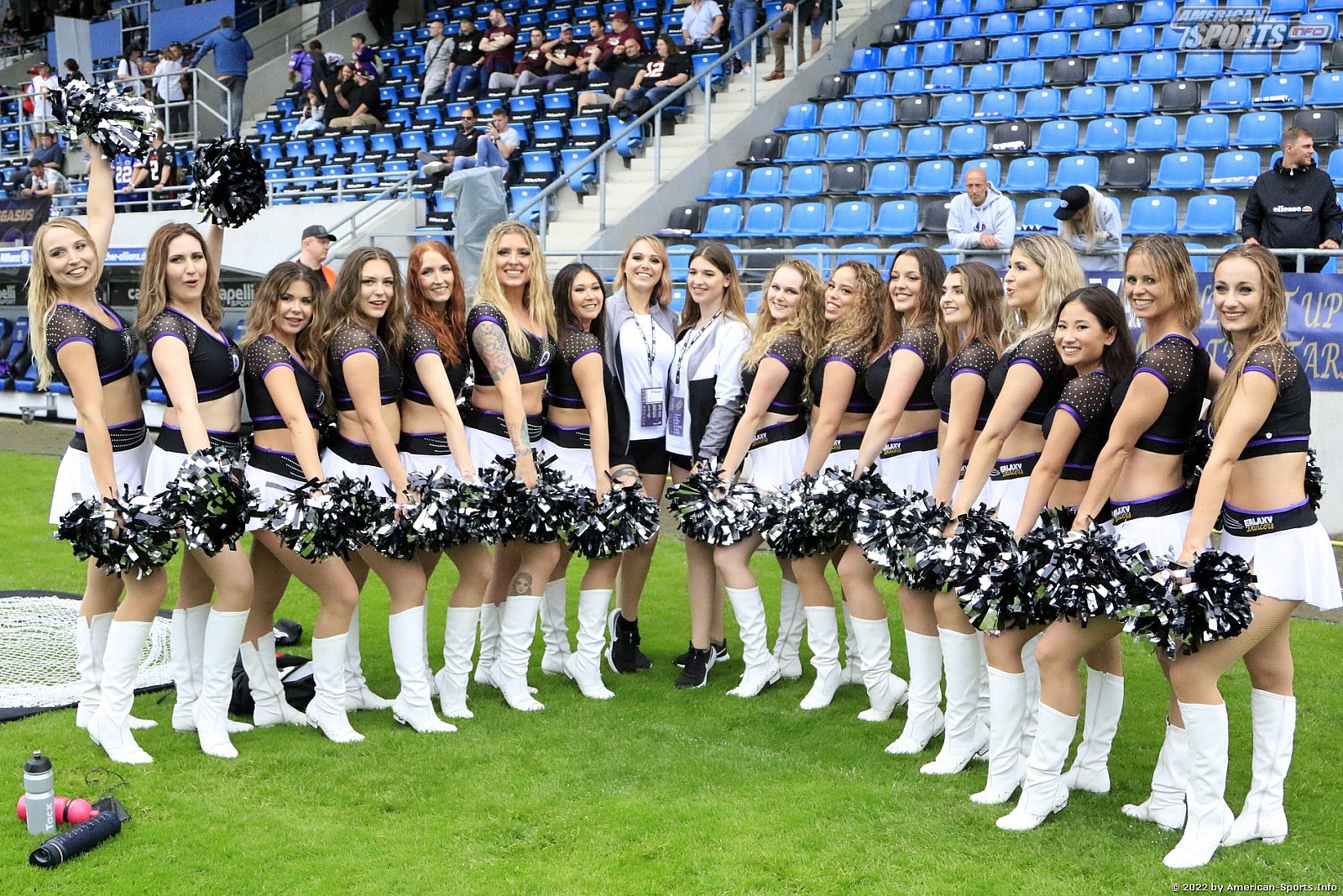 Die Cheerleader beim Spiel Frankfurt Galaxy vs Rhein Fire am 05.06.2022