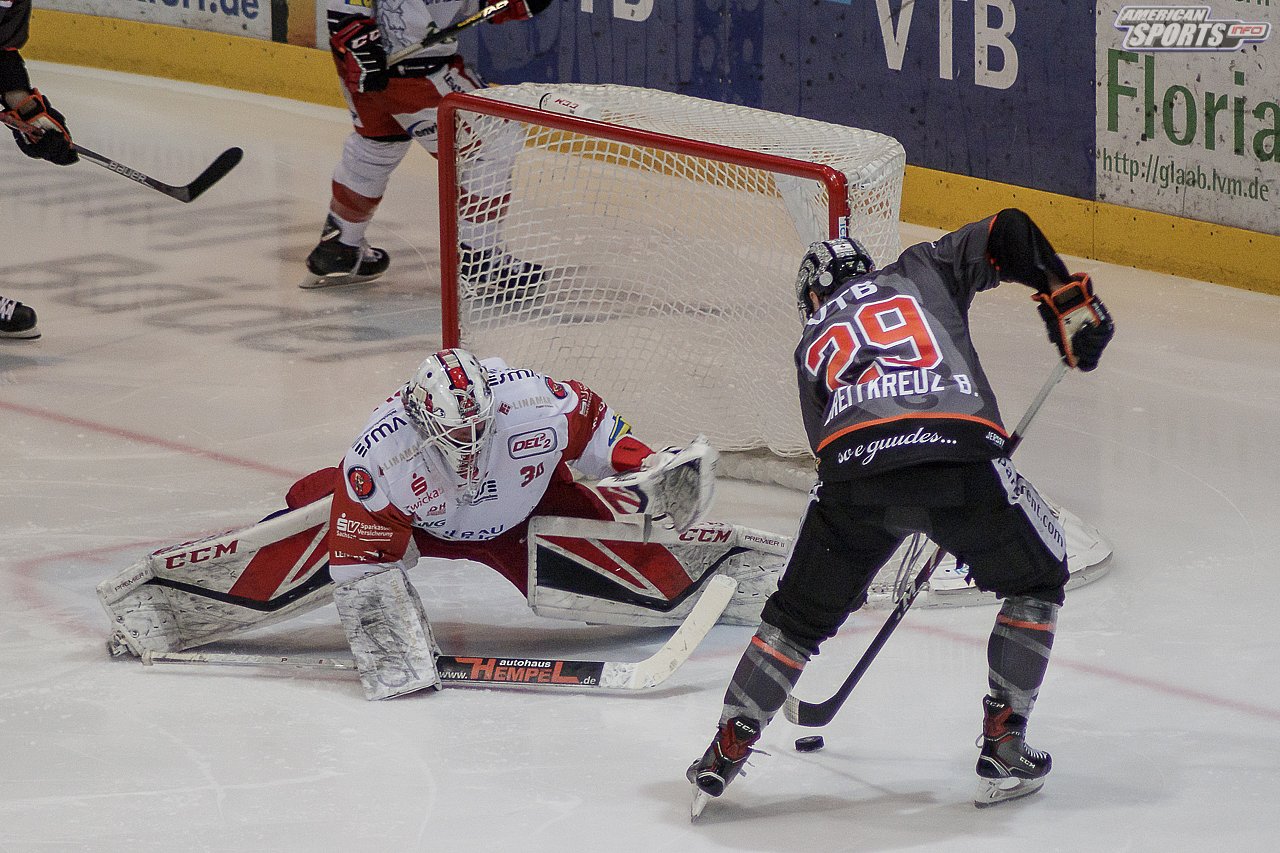 DEL2: Löwen Frankfurt vs. Eispiraten Crimmitschau 2:0 22.03.2019