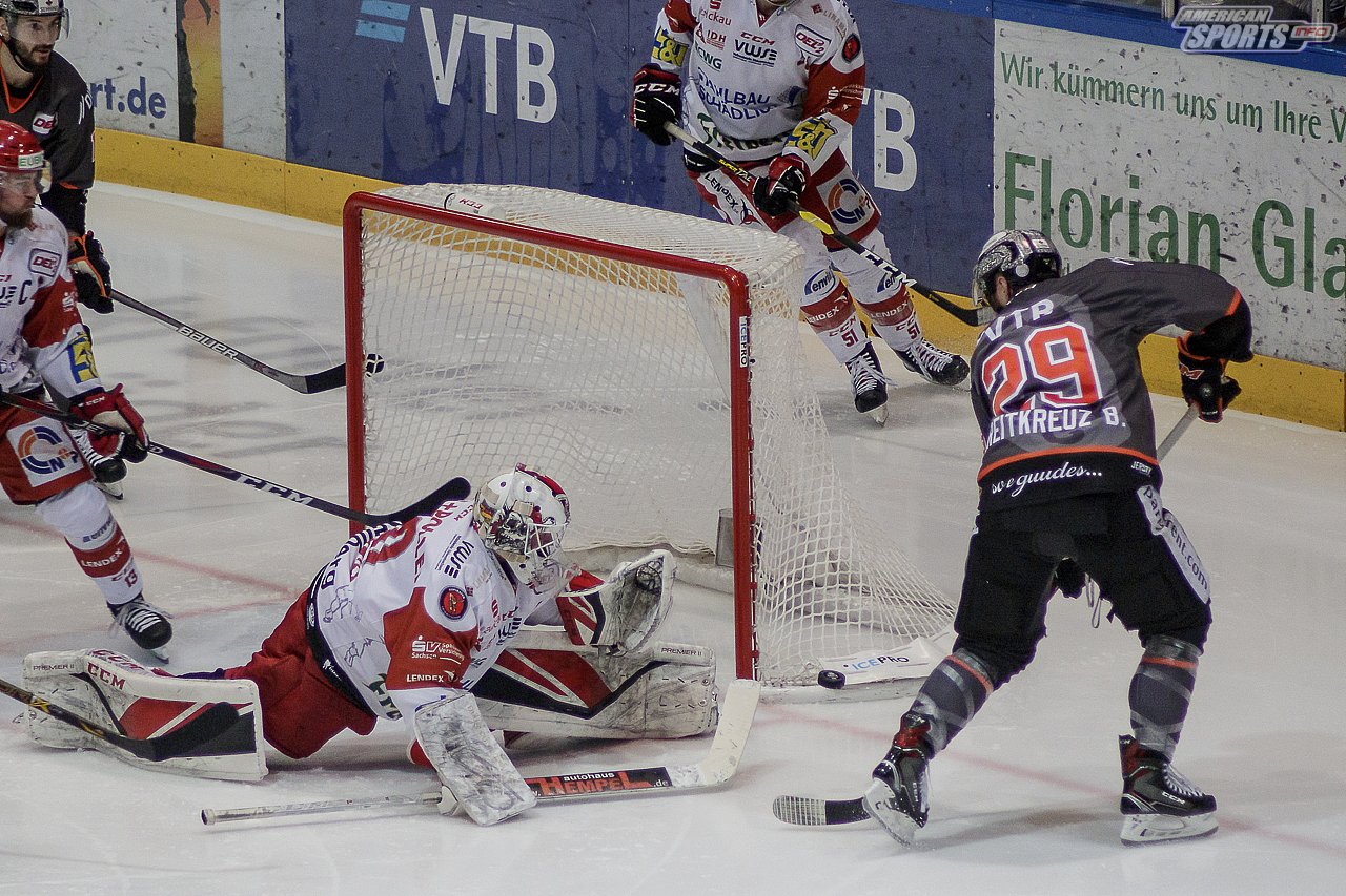 DEL2: Löwen Frankfurt vs. Eispiraten Crimmitschau 2:0 22.03.2019