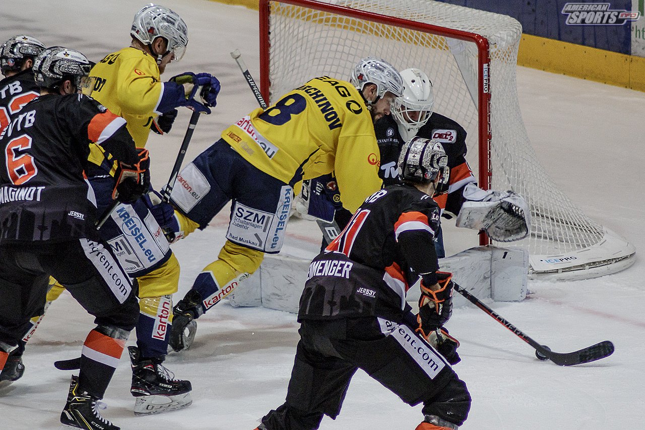 DEL2: Löwen Frankfurt vs. Lausitzer Füchse 5:1 08.02.2019