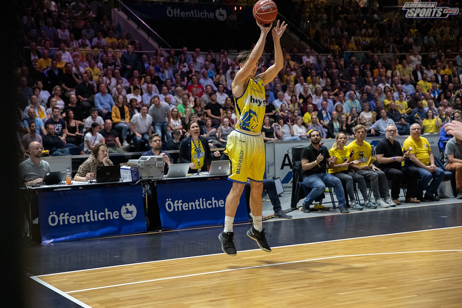 BBL Playoffs: Basketball Löwen Braunschweig vs. FC Bayern München 74:84 24.05.2019 