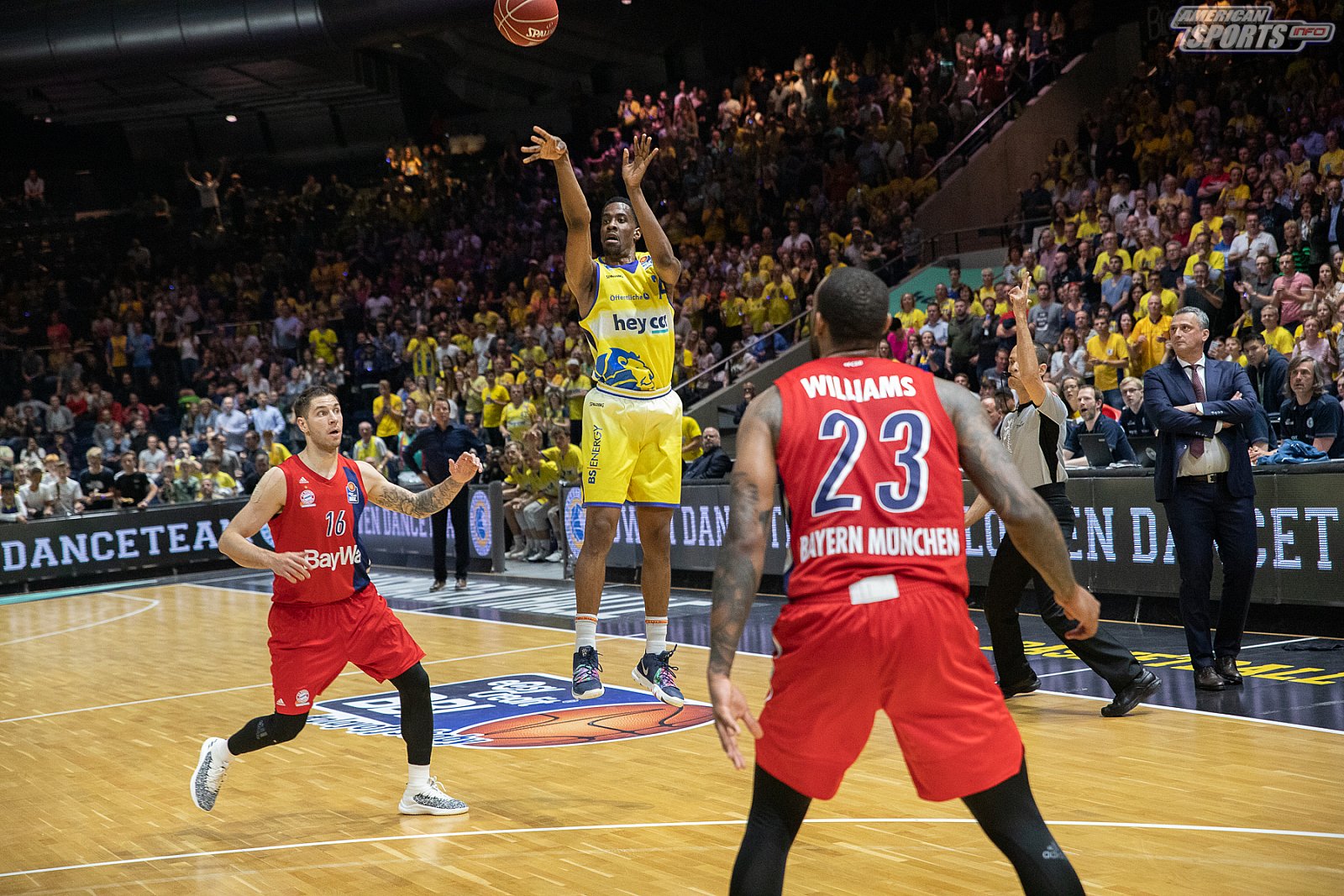 BBL Playoffs: Basketball Löwen Braunschweig vs. FC Bayern München 74:84 24.05.2019 