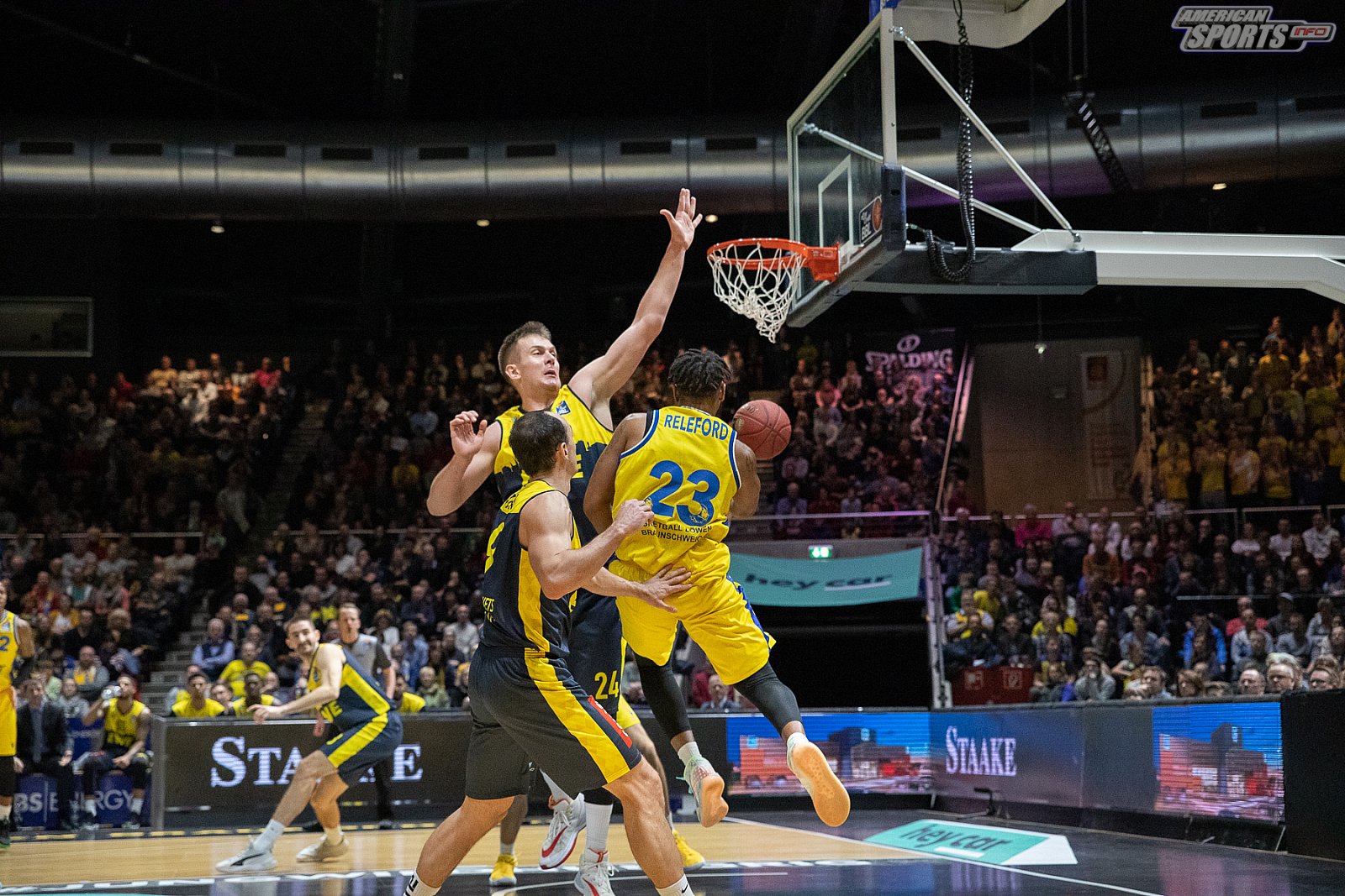 BBL: Basketball Löwen Braunschweig vs EWE Baskets Oldenburg  71:93 30.12.2019
