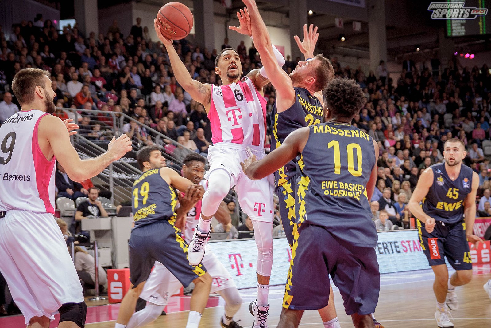 BBL: Telekom Baskets Bonn vs EWE Baskets Oldenburg 78:98 09.12.2018