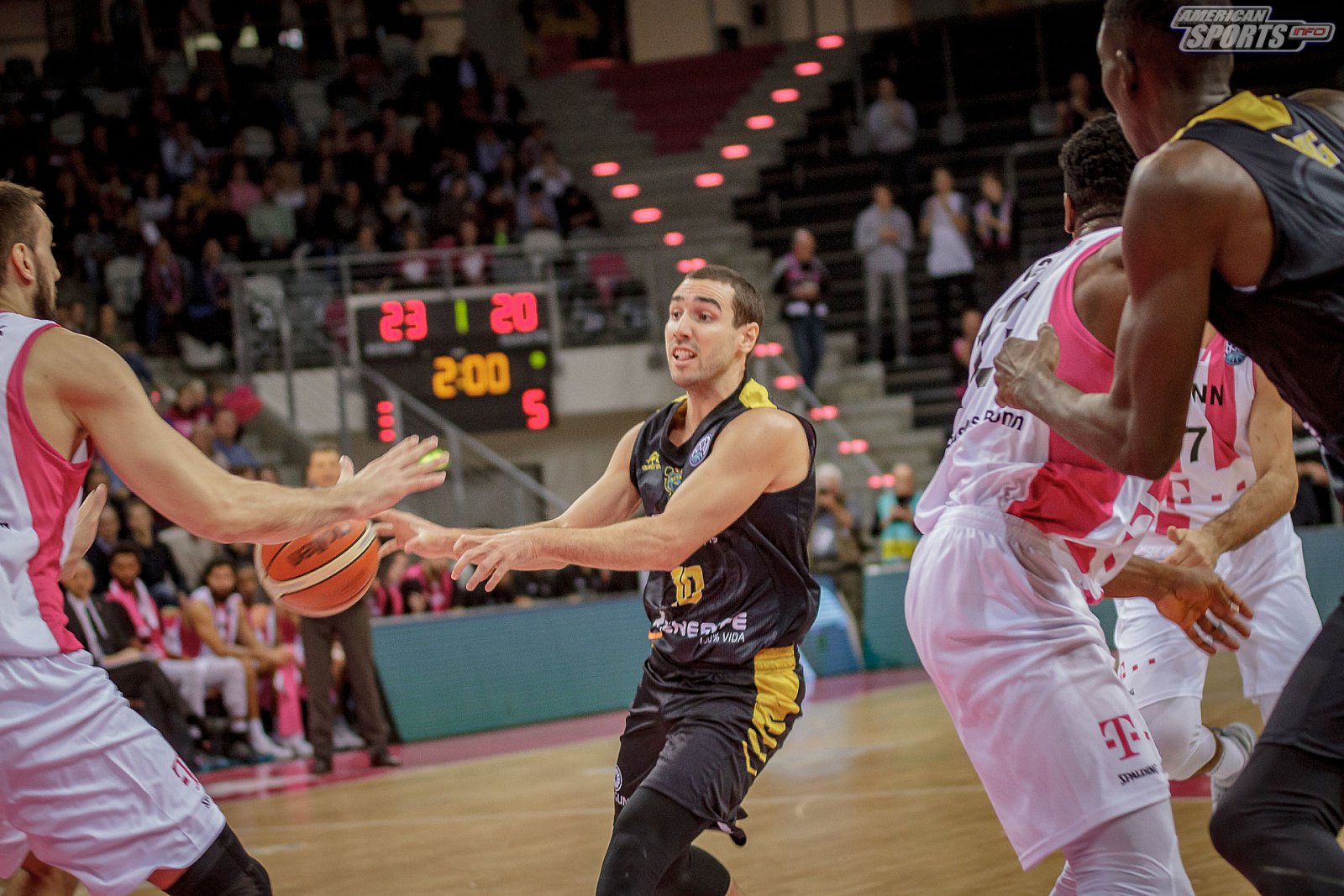 Basketball Champions League: Telekom Baskets Bonn vs Iberostar Tenerife 92:99 11.12.2018