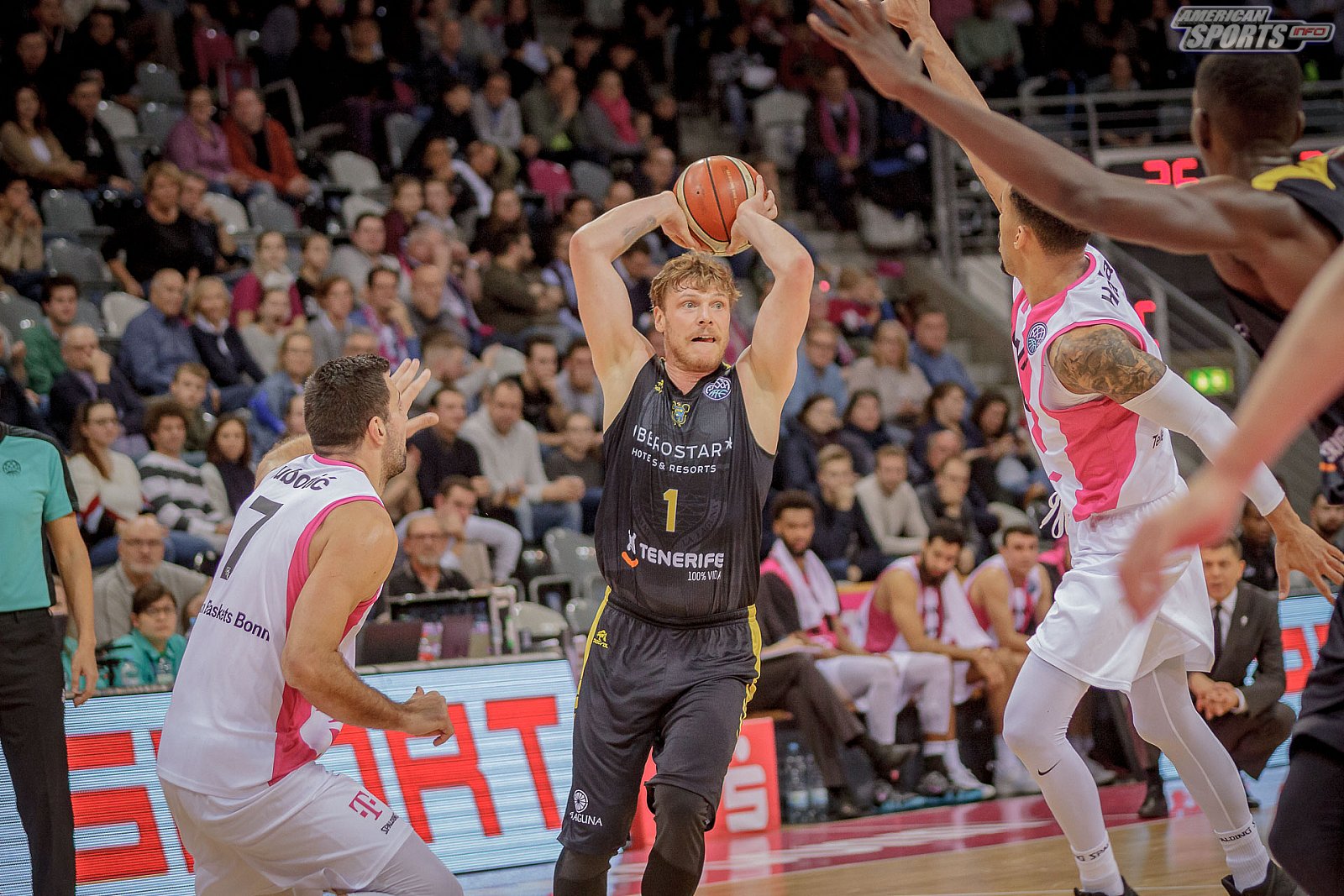 Basketball Champions League: Telekom Baskets Bonn vs Iberostar Tenerife 92:99 11.12.2018