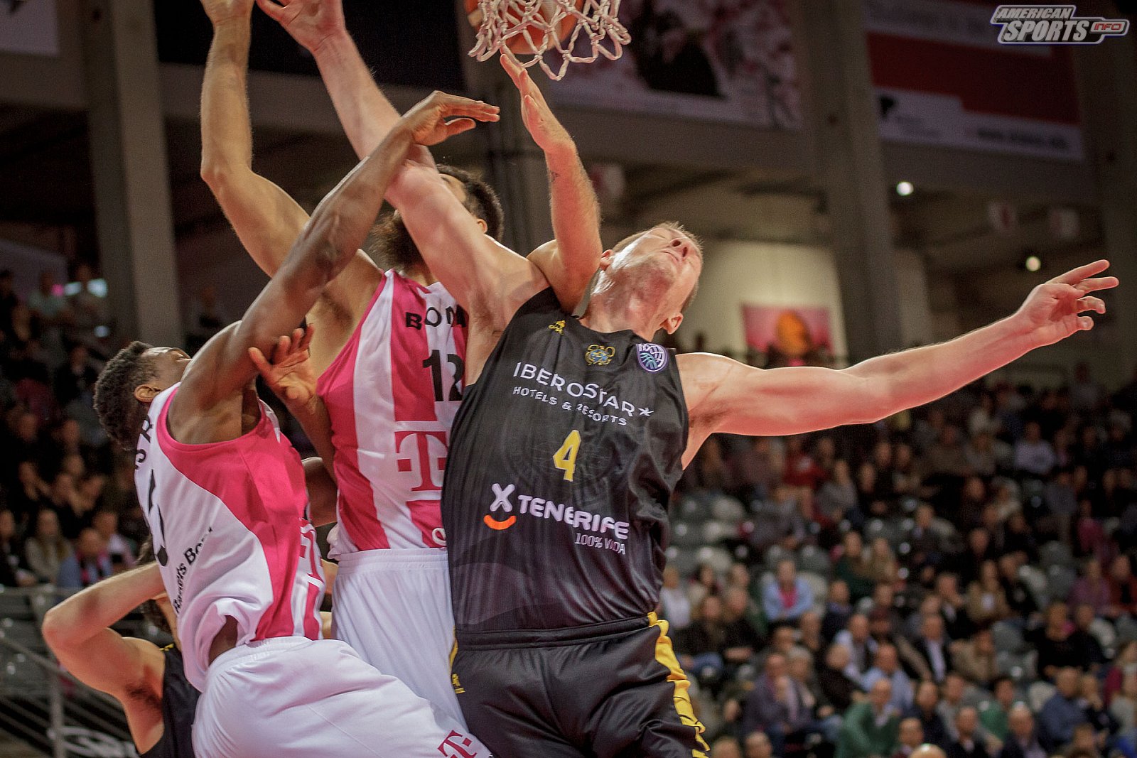 Basketball Champions League: Telekom Baskets Bonn vs Iberostar Tenerife 92:99 11.12.2018