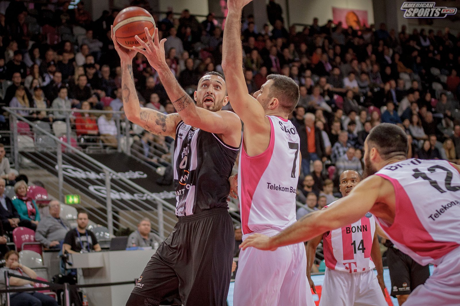 Basketball Champions League: Telekom Baskets Bonn vs PAOK Thessaloniki 94:77 18.12.2018
