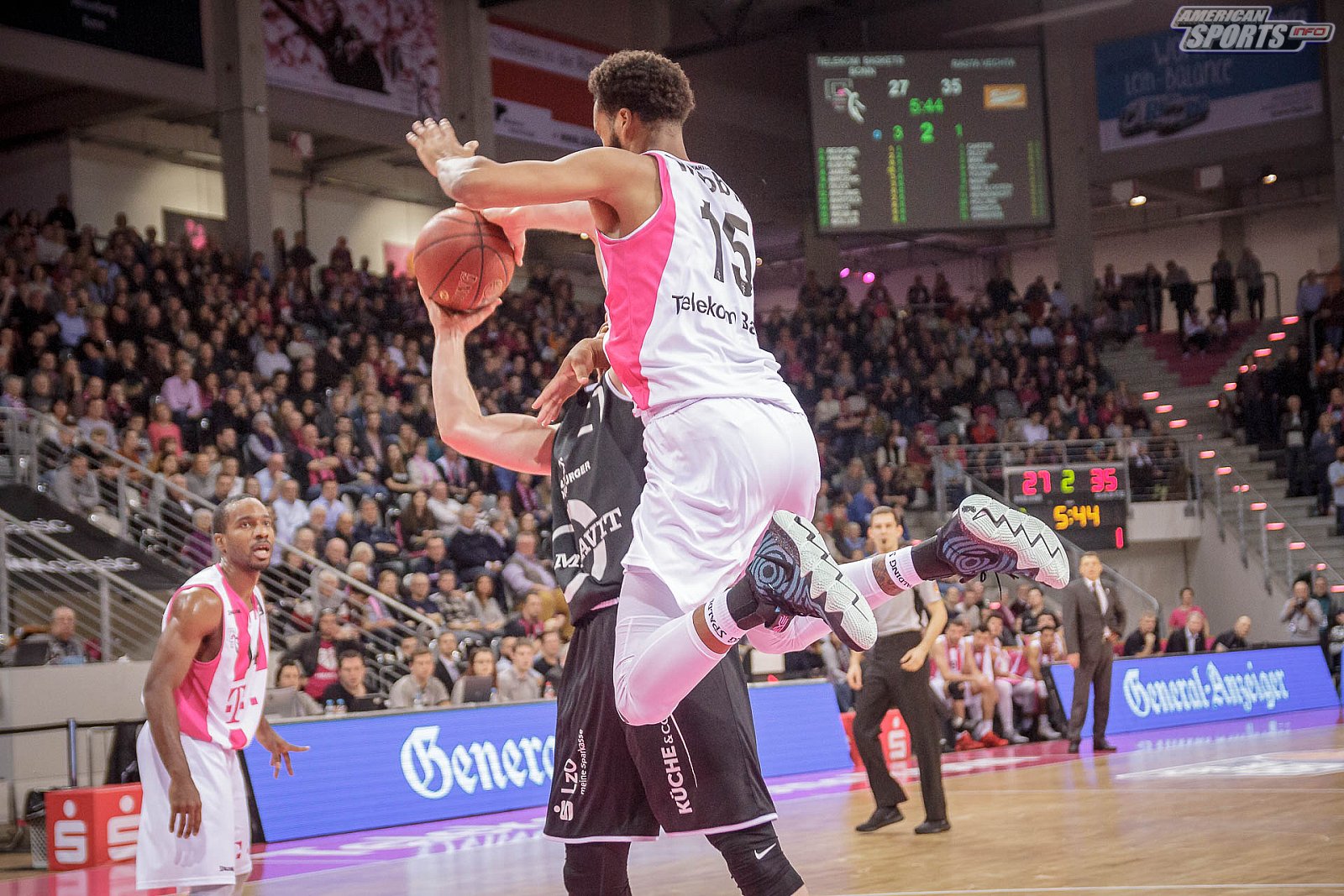 BBL: Telekom Baskets Bonn vs RASTA Vechta 87:92 26.12.2018