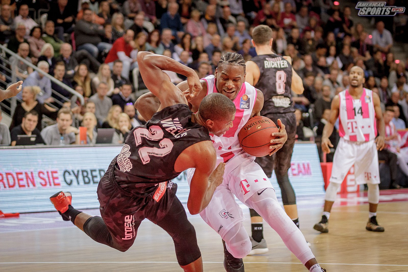 BBL: Telekom Baskets Bonn vs s.Oliver Würzburg 91:86 18.11.2018