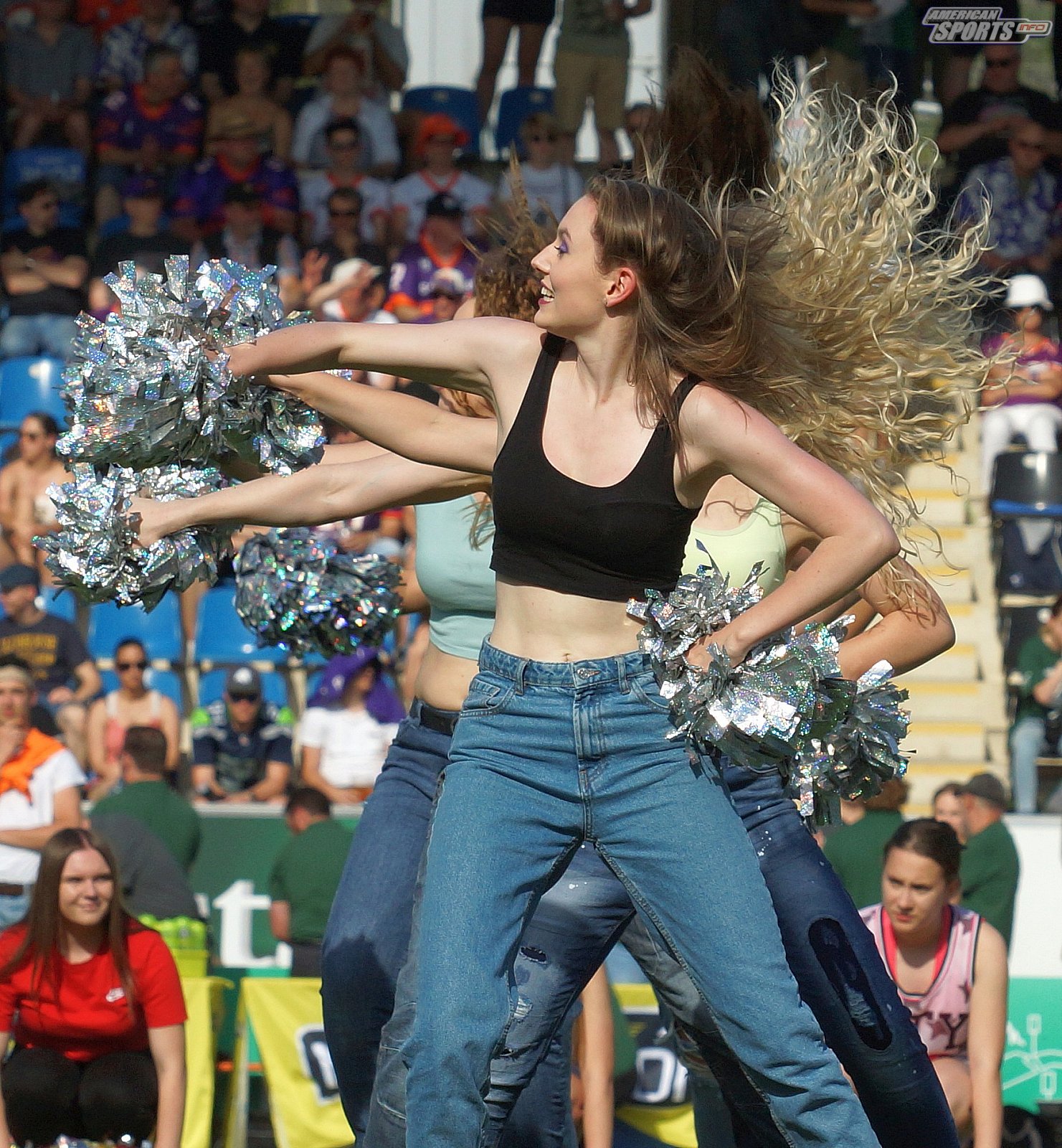 Die Frankfurt Universe Cheerleader beim Heimspiel gegen die Schwäbisch Hall Unicorns am 01.06.2019