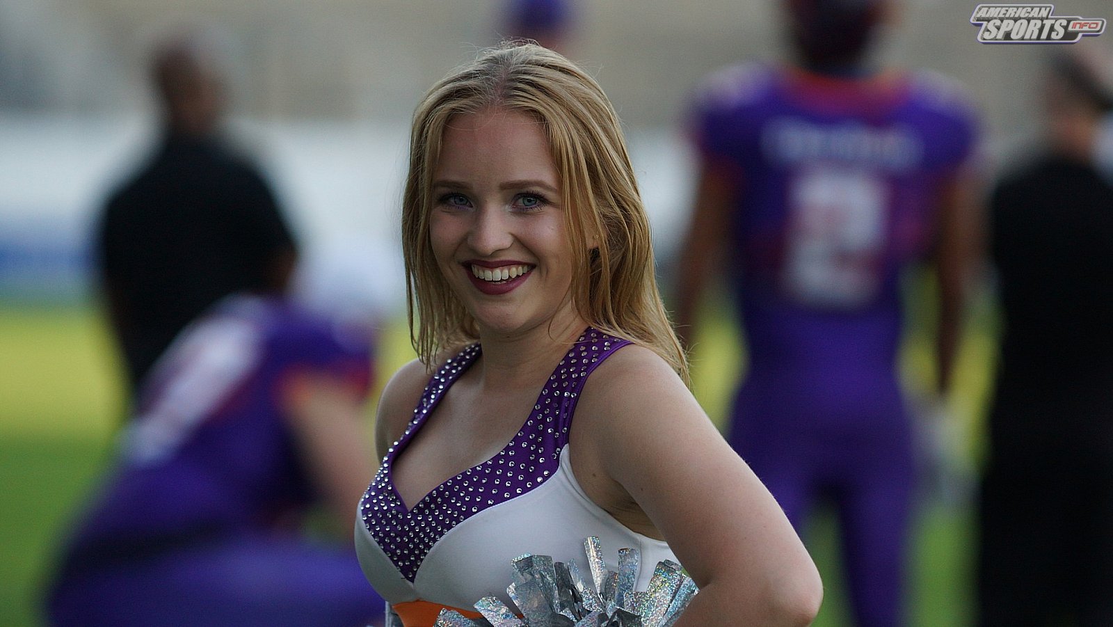 Die Frankfurt Universe Cheerleader beim Heimspiel gegen die Schwäbisch Hall Unicorns am 01.06.2019