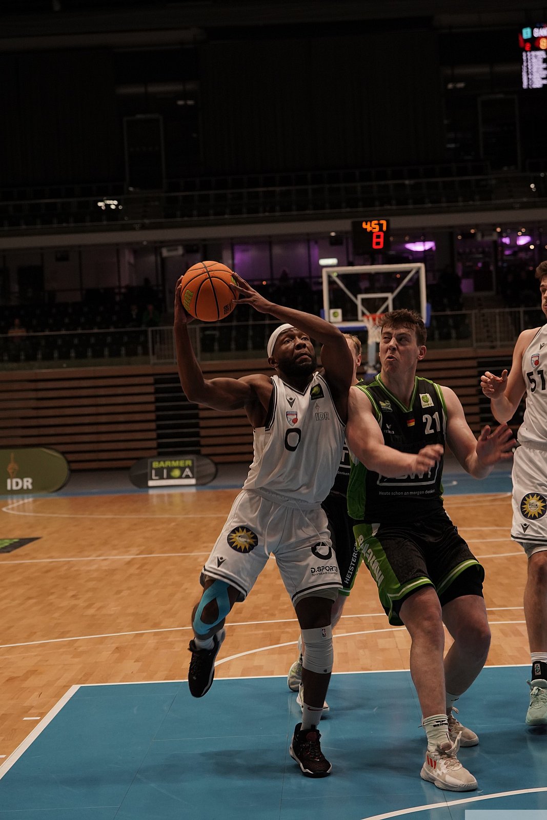 Pro A: ART Giants Düsseldorf vs RÖMERSTROM Gladiators Trier 84:104 23.12.2022 