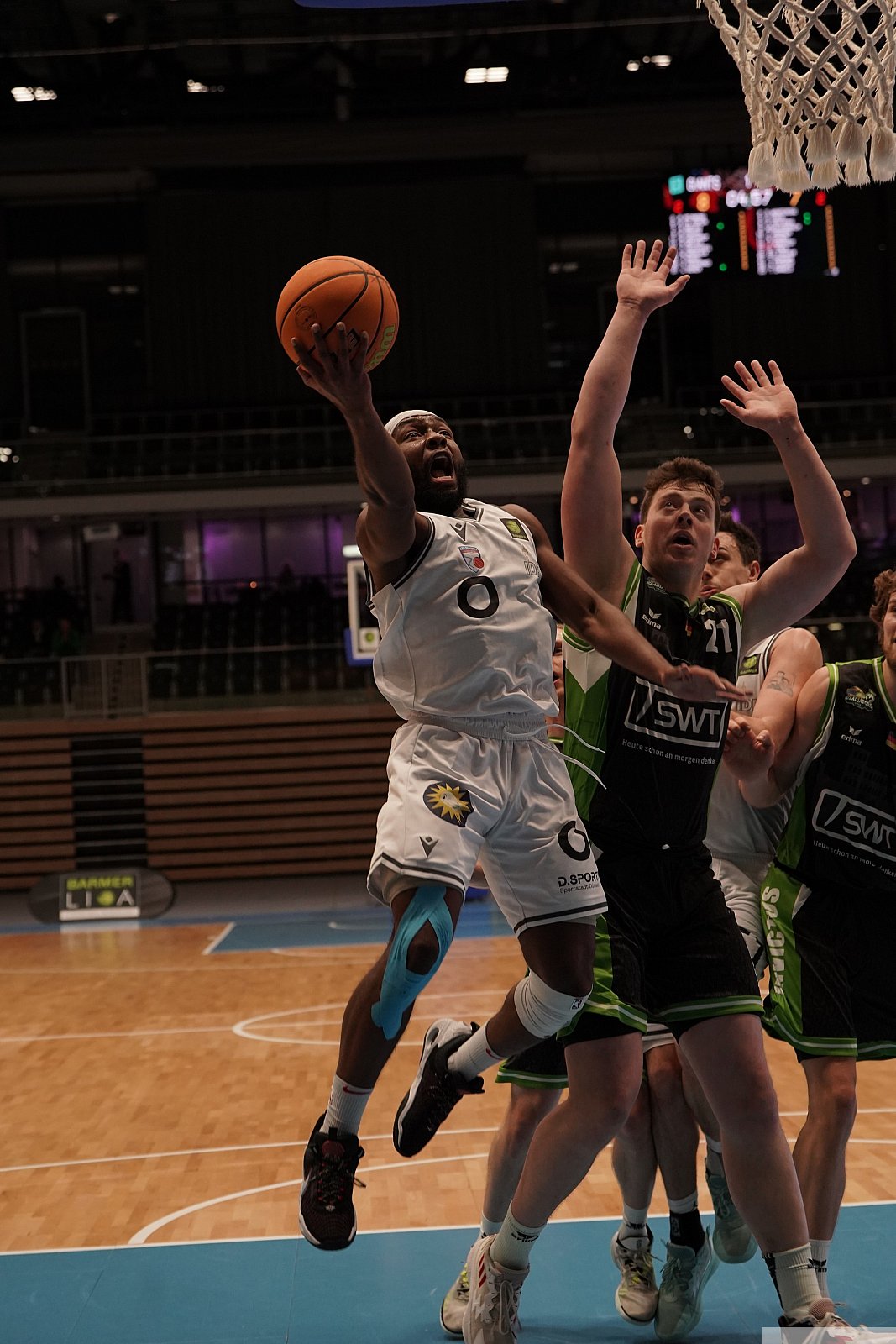 Pro A: ART Giants Düsseldorf vs RÖMERSTROM Gladiators Trier 84:104 23.12.2022 
