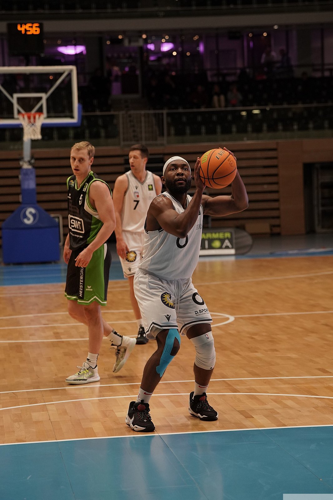 Pro A: ART Giants Düsseldorf vs RÖMERSTROM Gladiators Trier 84:104 23.12.2022 