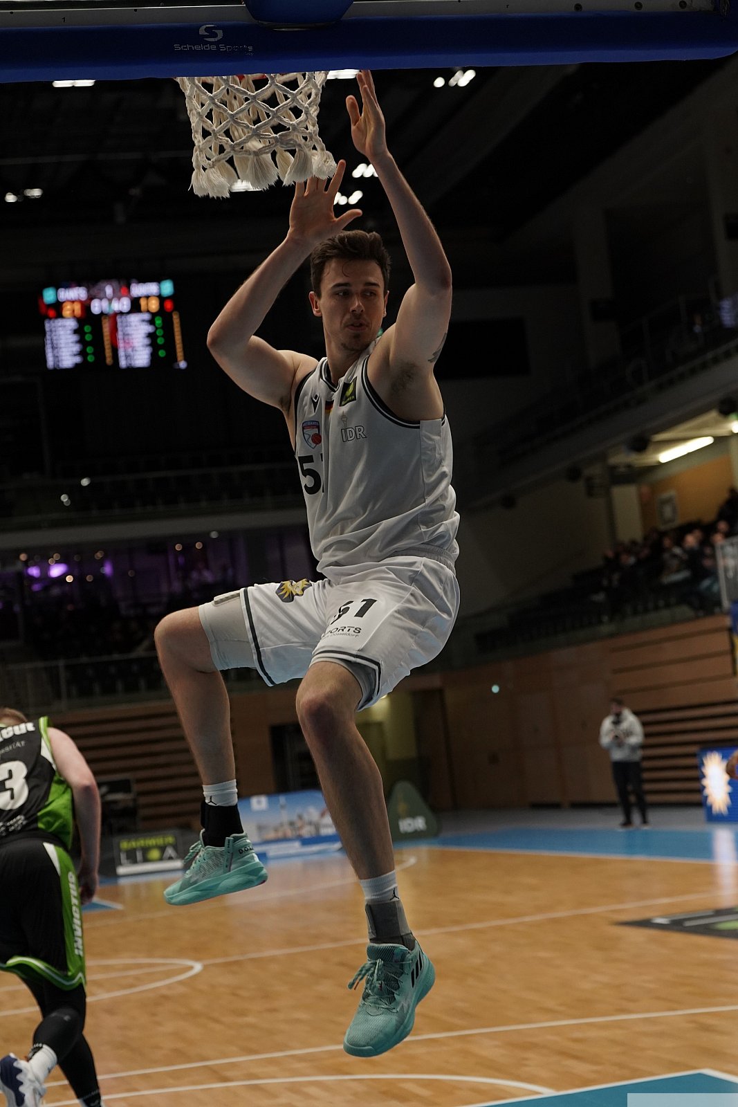 Pro A: ART Giants Düsseldorf vs RÖMERSTROM Gladiators Trier 84:104 23.12.2022 