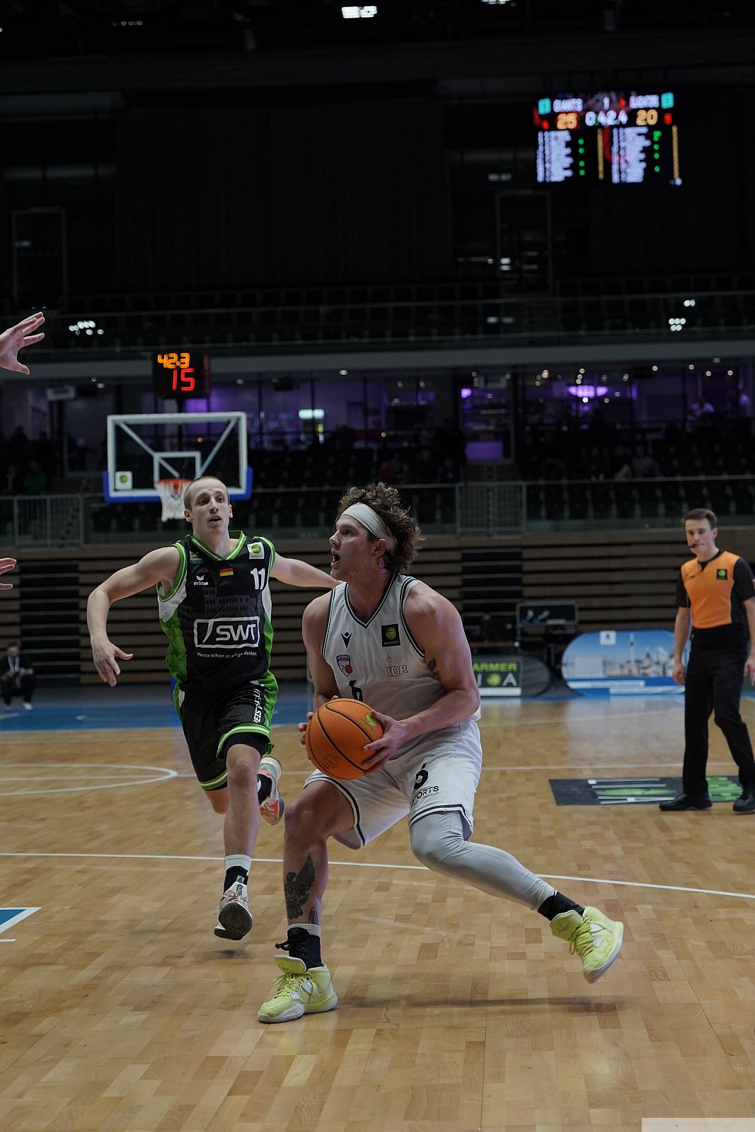 Pro A: ART Giants Düsseldorf vs RÖMERSTROM Gladiators Trier 84:104 23.12.2022 