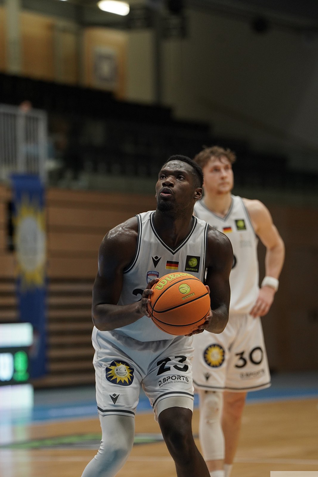 Pro A: ART Giants Düsseldorf vs RÖMERSTROM Gladiators Trier 84:104 23.12.2022 
