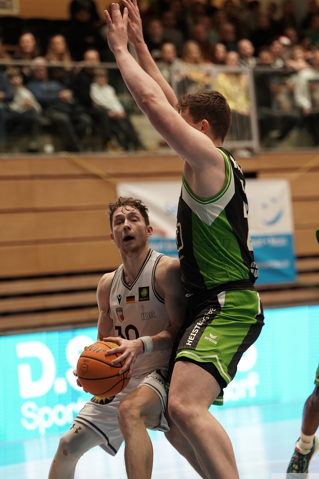 Pro A: ART Giants Düsseldorf vs RÖMERSTROM Gladiators Trier 84:104 23.12.2022 