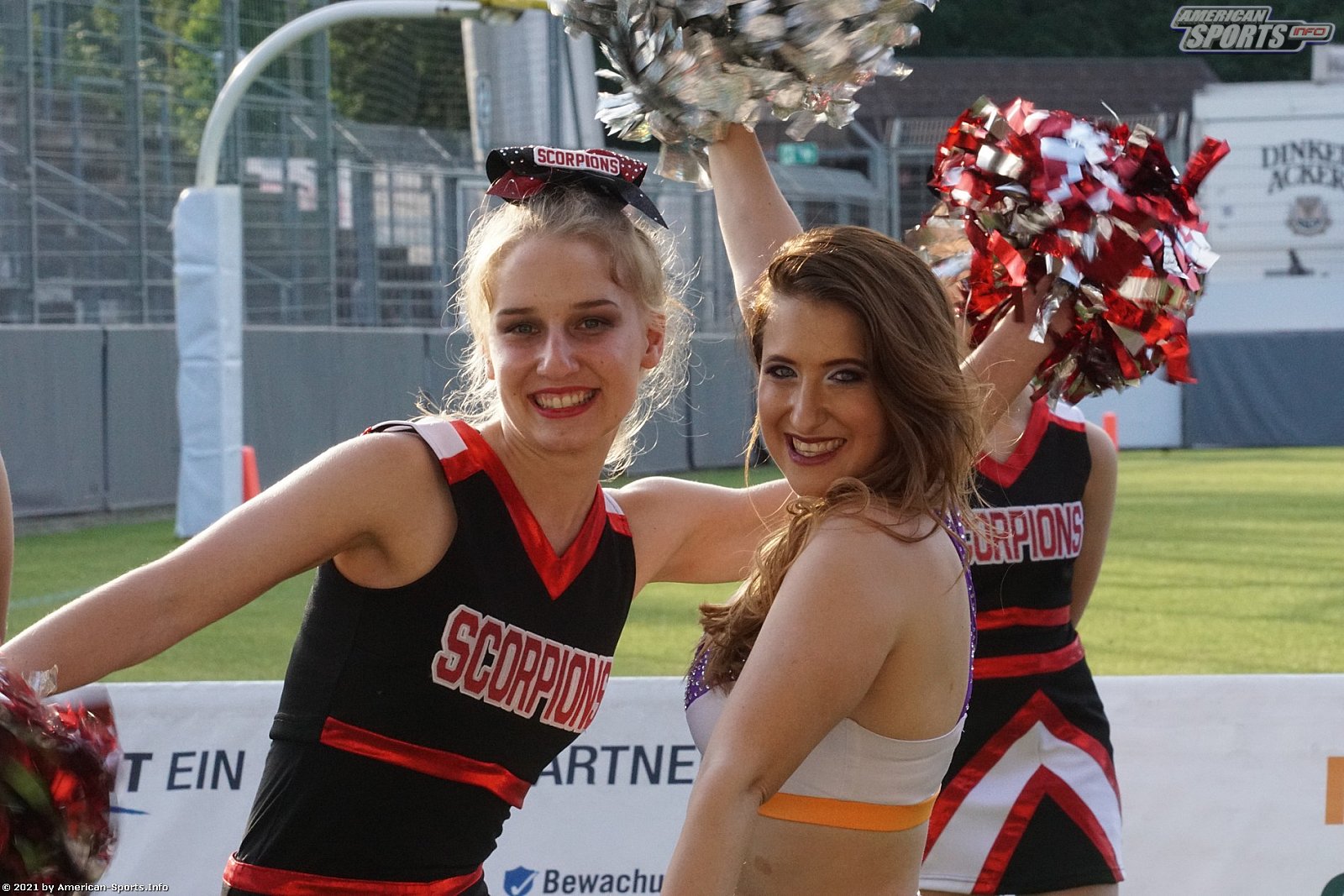 GFL Süd: Die Cheerleader beim Spiel Stuttgart Scorpions vs. Frankfurt Universe 26.06.2021