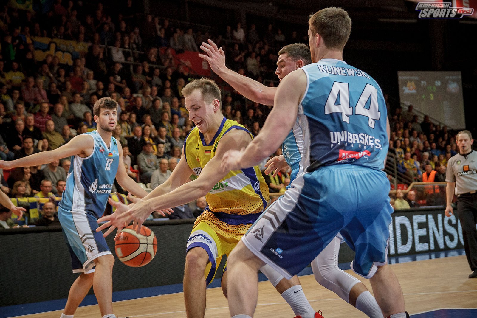ProA Basketball: Phoenix Hagen vs Uni Baskets Paderborn 83:82 08.12.2018