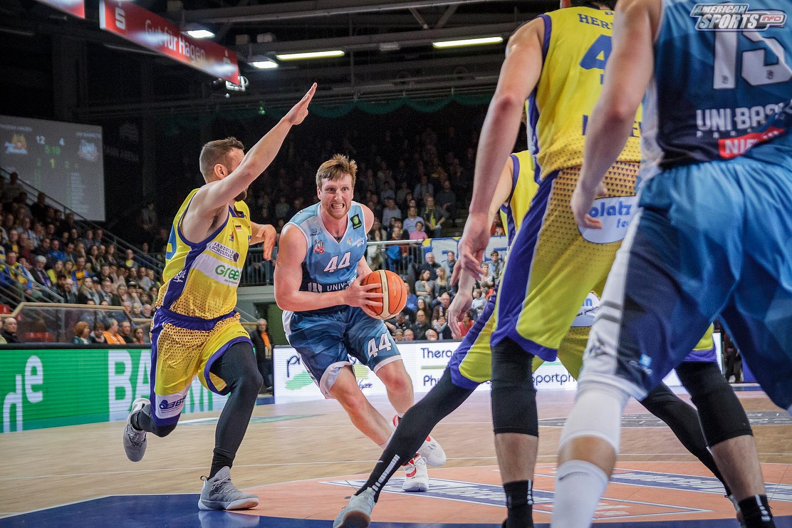 ProA Basketball: Phoenix Hagen vs Uni Baskets Paderborn 83:82 08.12.2018