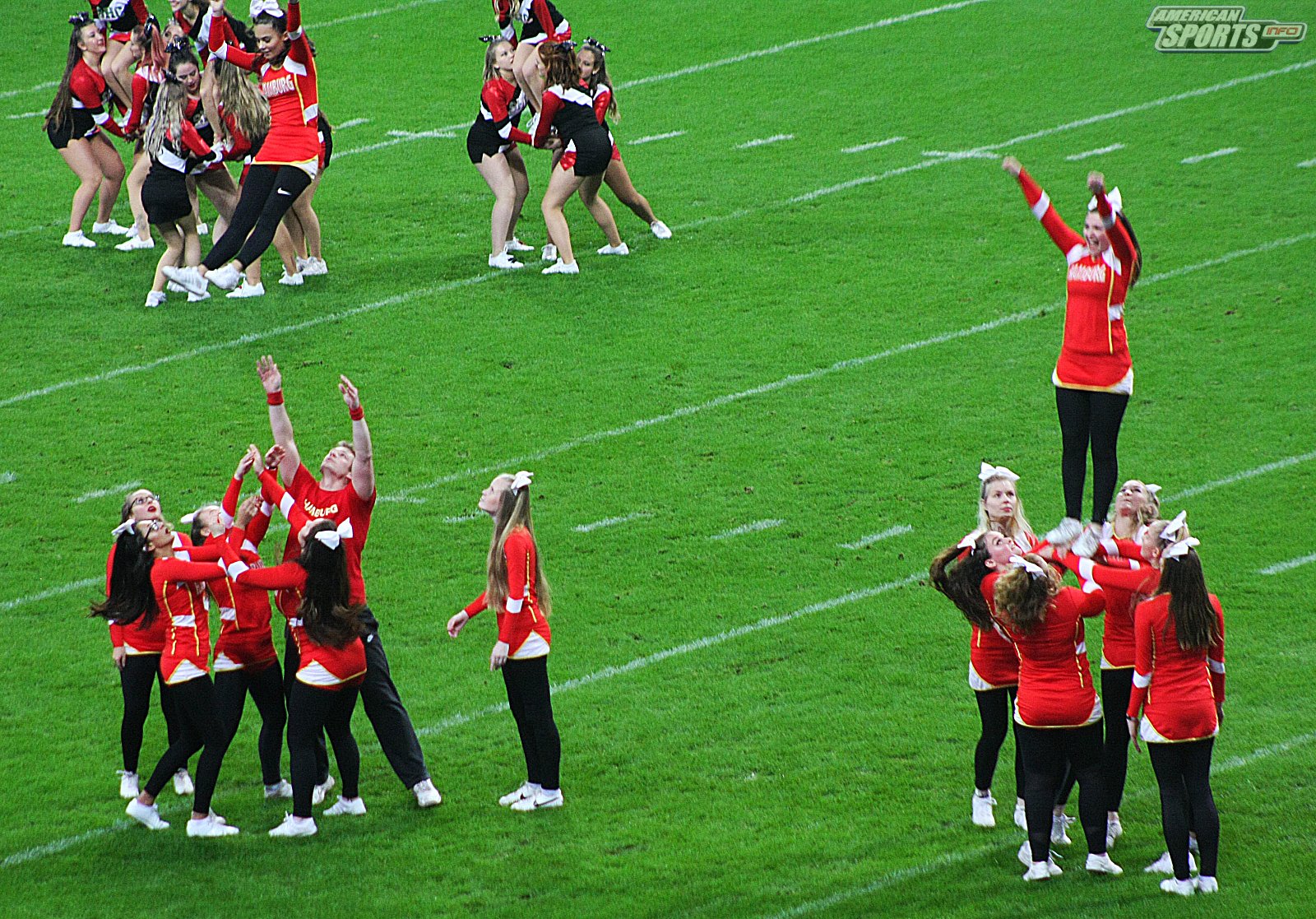 German Bowl XLI New Yorker Lions Braunschweig vs. Schwäbisch Hall Unicorns 10:07  12.10.19 Tribünensicht