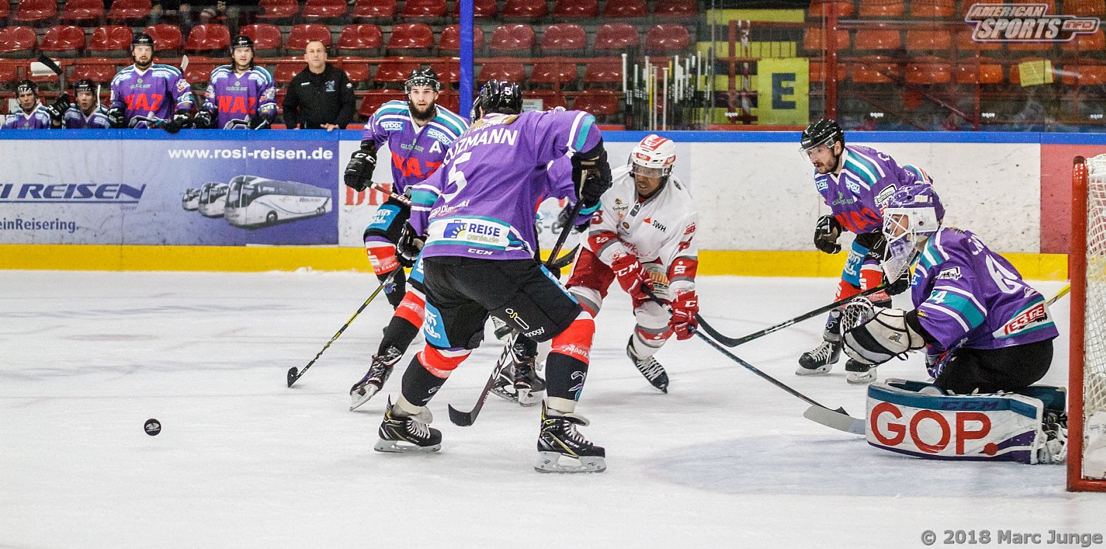 Oberliga Eishockey: Wohnbau Moskitos Essen vs Halle Saale Bulls	5:4 21.09.2018