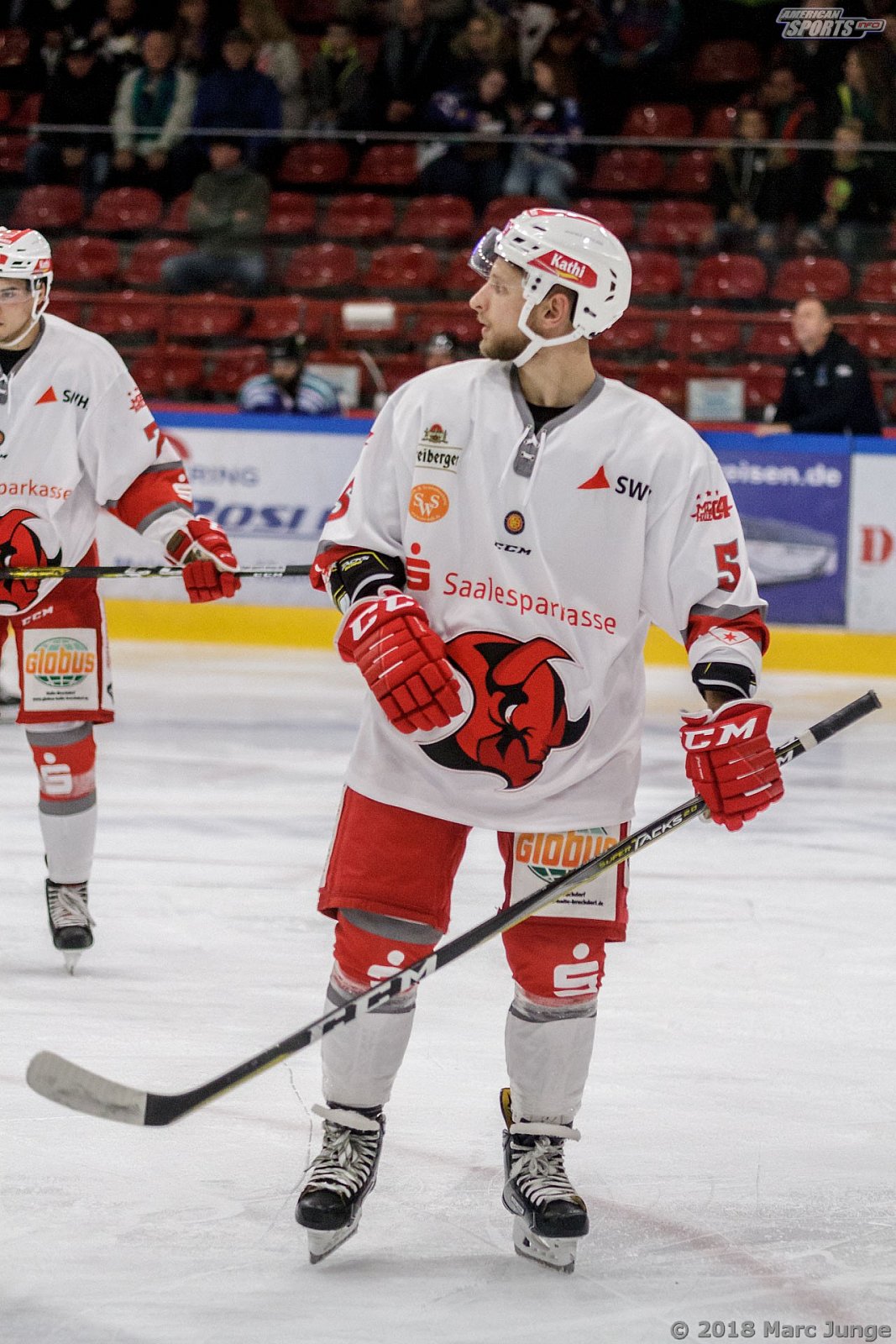 Oberliga Eishockey: Wohnbau Moskitos Essen vs Halle Saale Bulls	5:4 21.09.2018