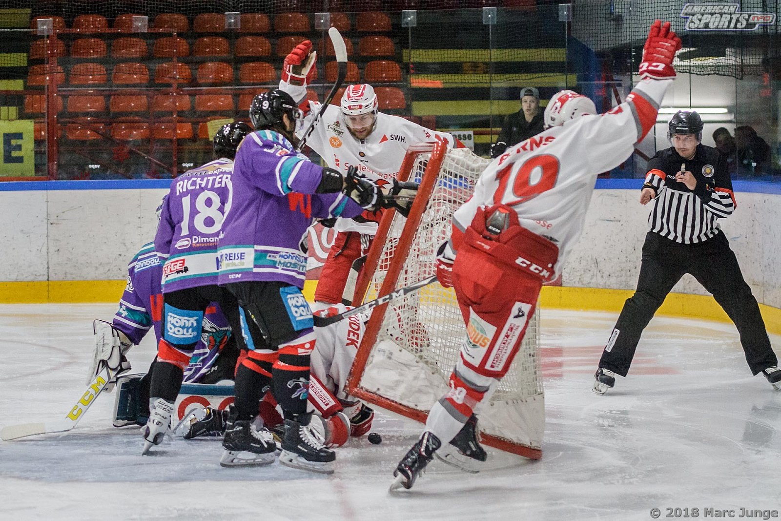 Oberliga Eishockey: Wohnbau Moskitos Essen vs Halle Saale Bulls	5:4 21.09.2018