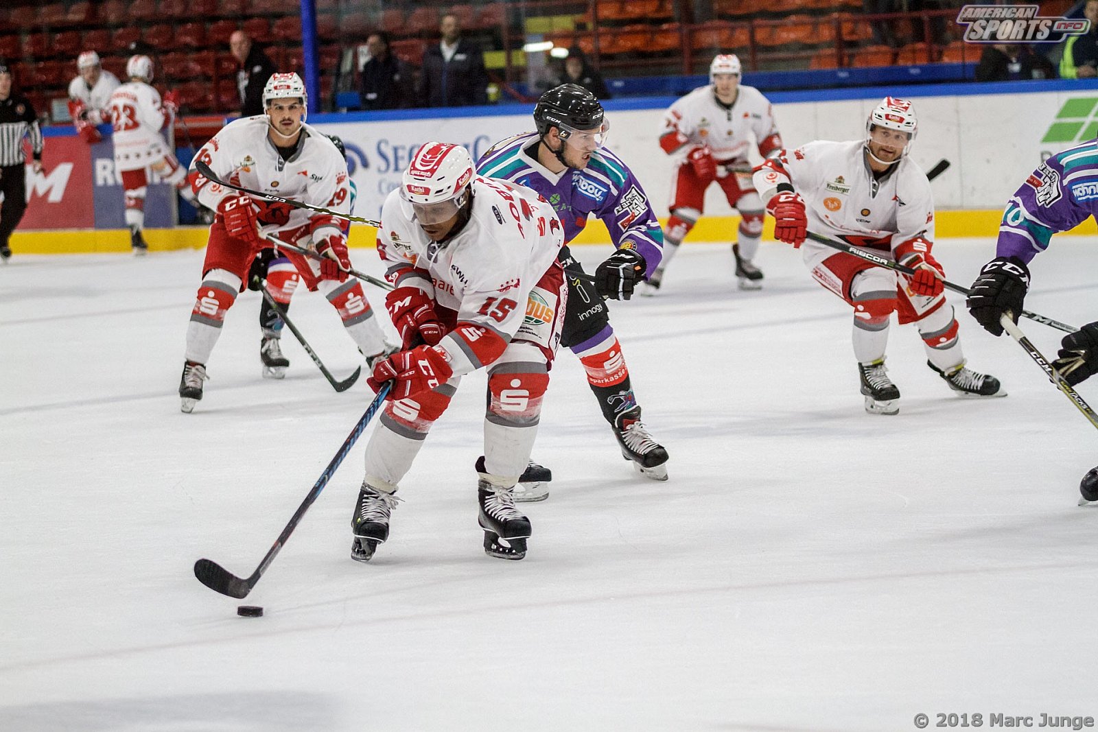 Oberliga Eishockey: Wohnbau Moskitos Essen vs Halle Saale Bulls	5:4 21.09.2018