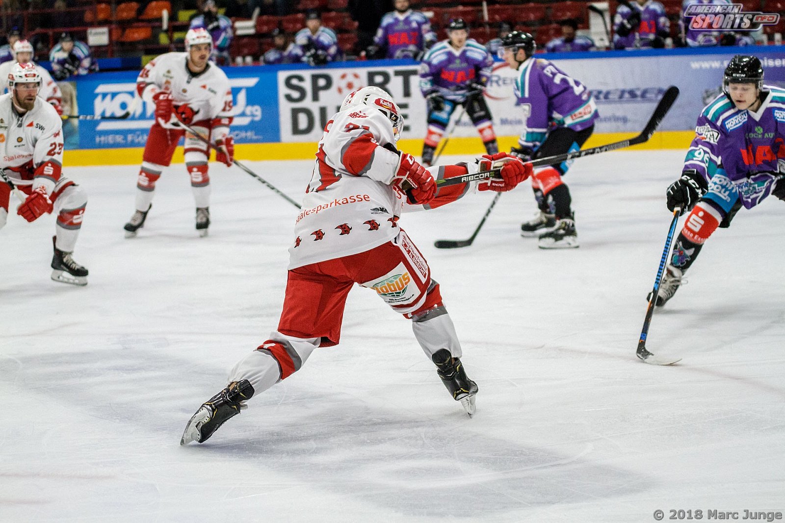 Oberliga Eishockey: Wohnbau Moskitos Essen vs Halle Saale Bulls	5:4 21.09.2018