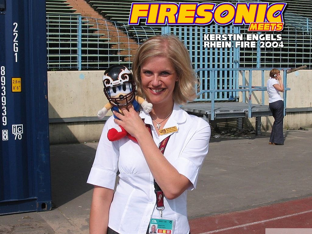 Firesonic meets Fans, Players, Cheerleaders of NFL Europe 2004