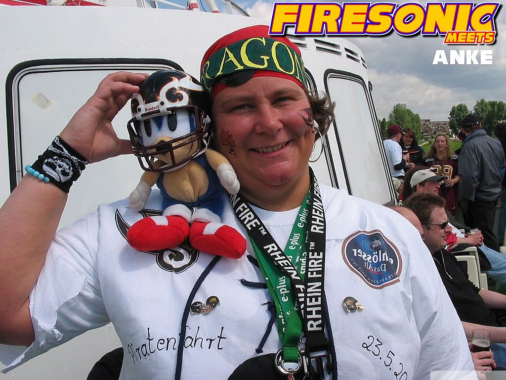 Firesonic meets Fans, Players, Cheerleaders of NFL Europe 2004